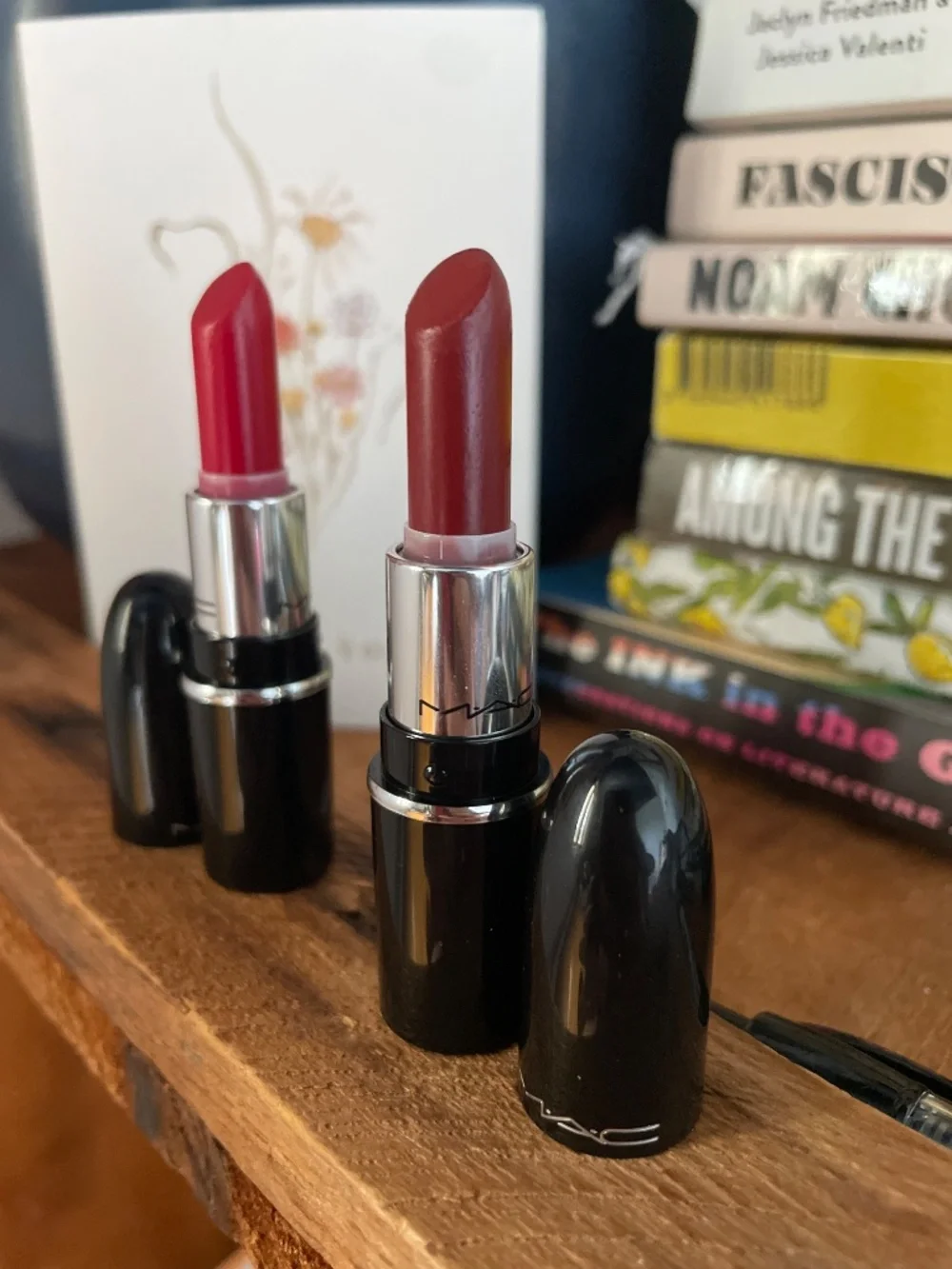 MAC Mini Travel Lipsticks Ruby Rouge & Cherish Me SET